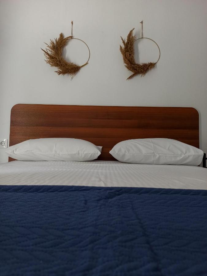 New Era Apartment *